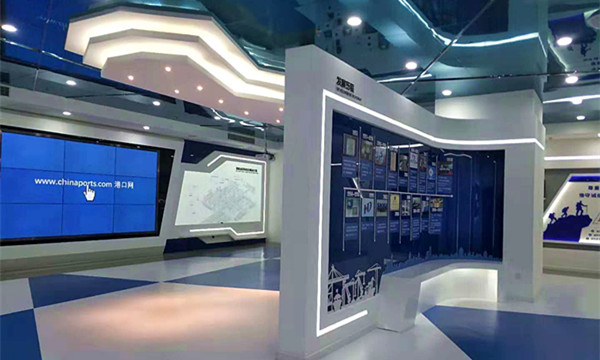 依托智慧港口打造以信息技术创新应用为核心的多式联运生态体系